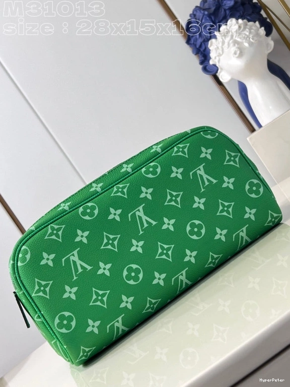 LOUIS -28*15*16.5CM VUITTON DOPP KIT 0812